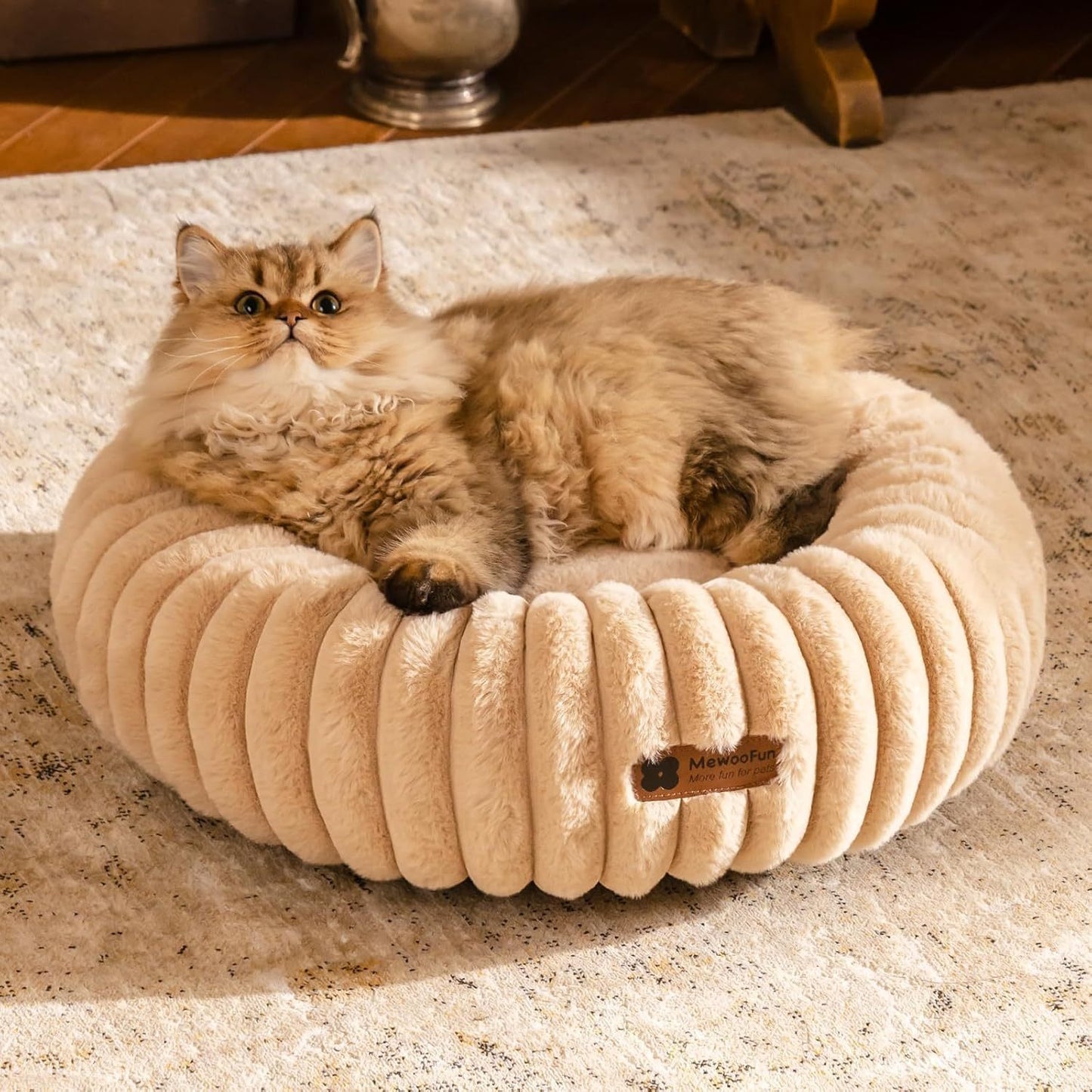 Donut Cat Bed – Fluffy, Washable Round Calming Pet Bed for Indoor Cats, Kittens & Small Dogs, Light Brown